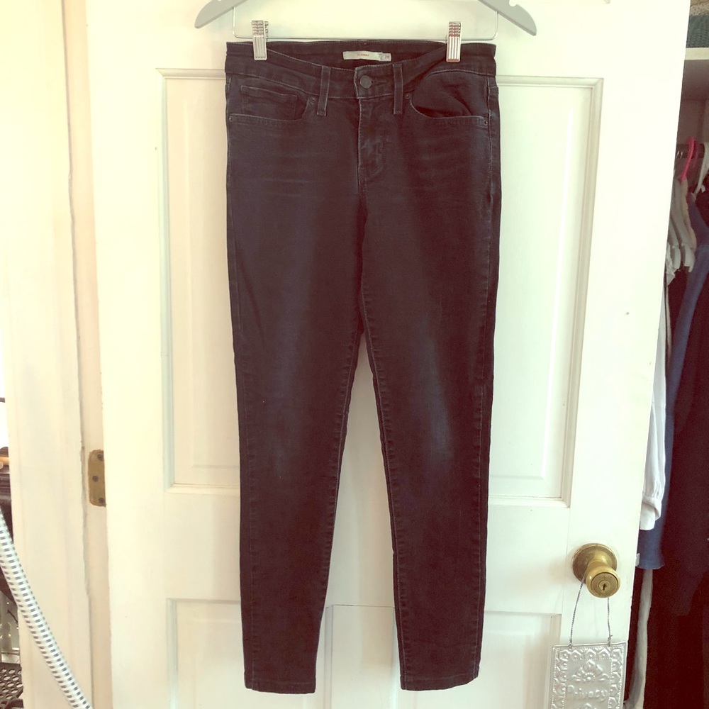Levi’s 711 Skinny Jeans